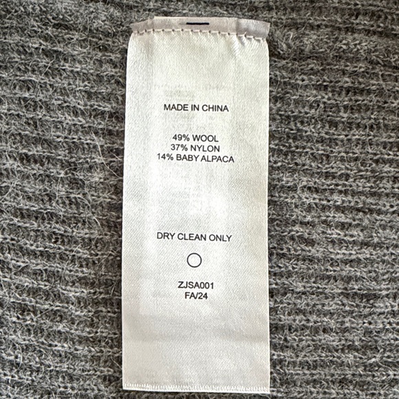 Quince Alpaca-Wool Cropped Cardigan - Picture 4 of 4